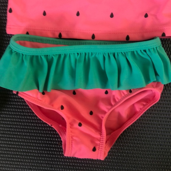 🎀Carter’s 2 pc watermelon bikini🎀 - Picture 4 of 5